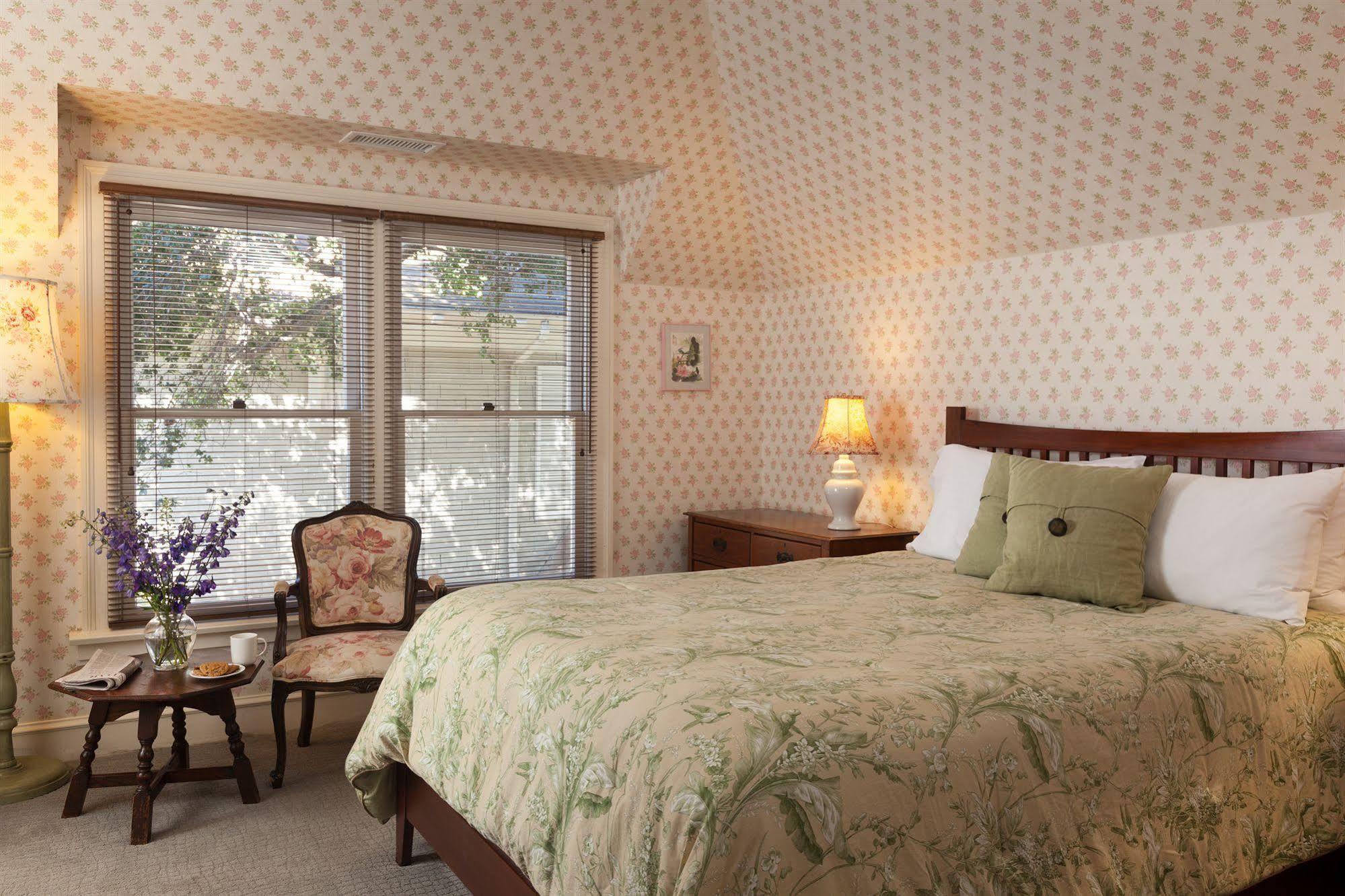סנטה ברברה Cheshire Cat Inn & Cottages מראה חיצוני תמונה
