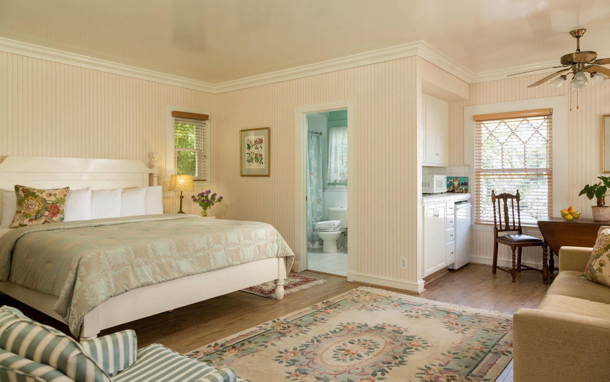 סנטה ברברה Cheshire Cat Inn & Cottages מראה חיצוני תמונה